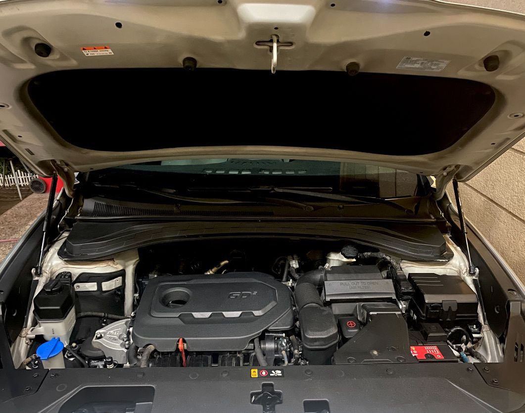 السلام عليكم
للبيع سنتافي 2019 وارد امريكي 

رقم بغداد الجديد وسنوية جديدة
السعر 172 ورقة      
***********

الحادث :
————-
حادث خلفي بدون ايرباك باب الجنطة فقط
حاليا بيها جاملغ خلفي بي طخة ويحتاجلة تعديل بارد فقط بدون شخوط ولا تكحيل
تقربر سونار موجود
ماشية 66 الف مايل

المواصفات :
——————
محرك 2.4 GDI مكفول من الفتح والتنقيص
5 راكب
رادار امامي وجانبي وخلفي
حساسات خلفية
نظام HTRAC AWD 
نظام AUTO HOLD
نظام الاطفاء الذاتي 
نظام تحديد المسار
نظام النقطة العمياء
نظام التتبع وقفل السرعة ( قيادة آلية )
نظام السيطرة بالمنحدرات
نظام مانع الانزلاق
لايت زنون
سايد بريك بصمة
كير 8 نمر
