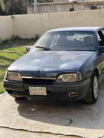 اسلام عليكم 
اوبل اوميكا للبيع حائز ثالث مكينه وكير واكسل بشرط سياره يرادلها صدر كهربائيات كلها شغاله مسجل سماعات لايت زنون بور جديد يرادلها تخم تاير وصدر السعر 15 وبيها مجال للاستفسار ع رقم *********** مكاني المقداديه
