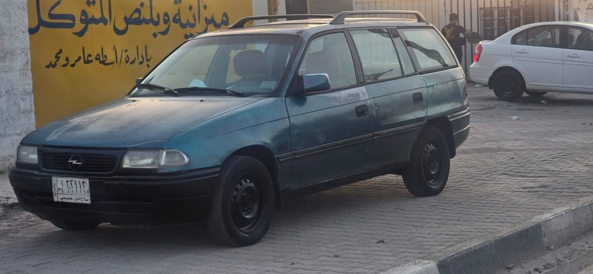 سلام عليكم استرا ستيشن موديل ٩١ رقم صلاح الدين سعر ٣٠ بيع مستعجل *********** مكان كركوك
