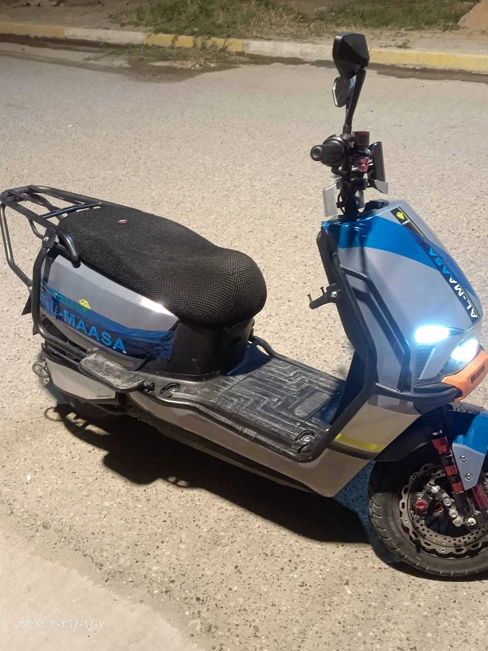 السلام عليكم ماطور شحن للبيع نوع ماسه دبدوب موديل 25 ماطور جديد ٦ بطاريات كبار على فحص مدرع بل كامل شخط مابي لون مميز دبل إشاره لايت زنون عالي ناصي كامل مكمل وعلى فحص شرط سعره 600 بي مجال لشراي عنوان رمادي تأميم قادسية الاولى اتصال على رقم***********
