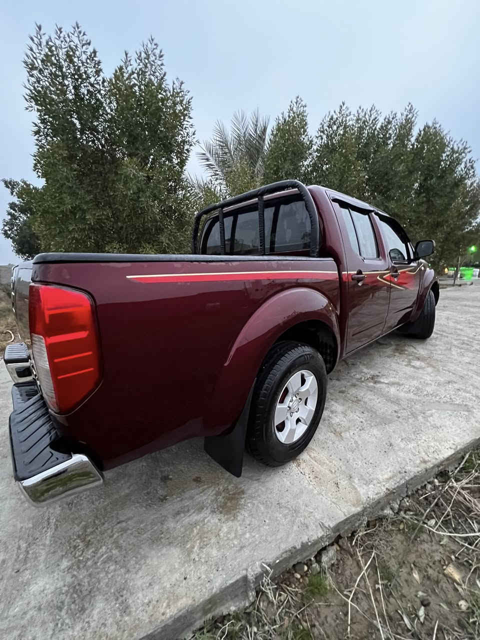 السلام عليكم نيسان نيڤارا2012
رقم أربيل الدولي محرك كاز اقتصادي كير عادي فور ويل 
سيارة جاهزة صدره جديد داخل بيجي السعر 120وبيه مجال بسيط العنوان بغداد الدوره ***********
