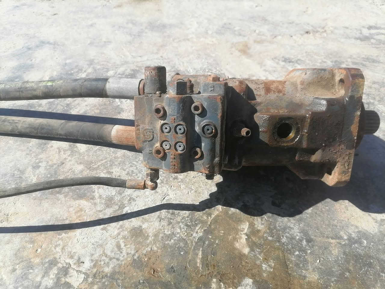 سلام عليكم  مضخات البيع مال شفل  شغالات 
الاستفسار على هذا الرقم 
***********
