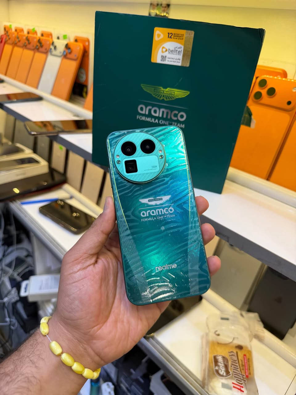 جهاز ريلمي المميز GT8 Pro ذاكرتة 512 
مستخدم قليل نظافتة 100‎%‎ جميع ملحقات اصلية 
كاملة للبيع او مراوس مكاني النجف موصفات كومة بي هوواي شغلات اكتبه لباجر متخلص ادخل وشوف موصفاته مكاني النجف للبيع او مراوس ***********
عندك جهاز للبيع جهاز مراوس دزة خاص وتدلل او واتساب النجف, العراق
