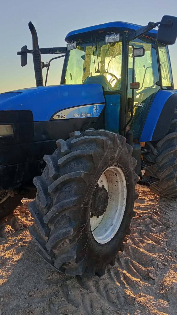 تي ام نيو هولند حجم 140
للبيع اومراوس حجم 80
فول اتماتيك رقم اربيل 
عنوان كربلاء الخيضر 
وياهه دسك 24 
مكينه جاهزه من كلشي
***********
