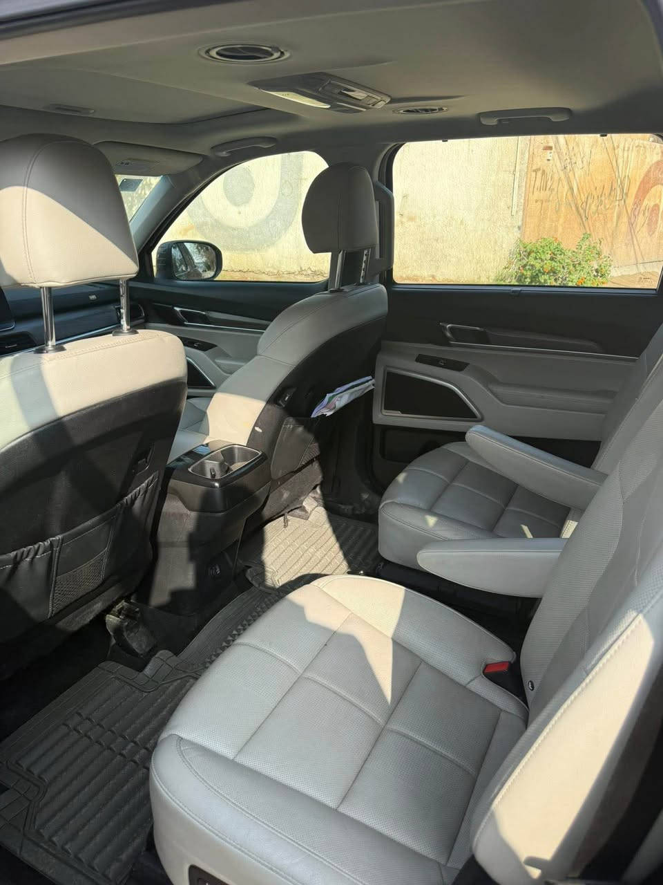 للبيع فول مواصفات 2023 وارد امريكي حادثها جاملغ وبنيد السعر 270 وبيها مجال ***********رقم كربلاء ومكانها كربلاء كربلاء, العراق
