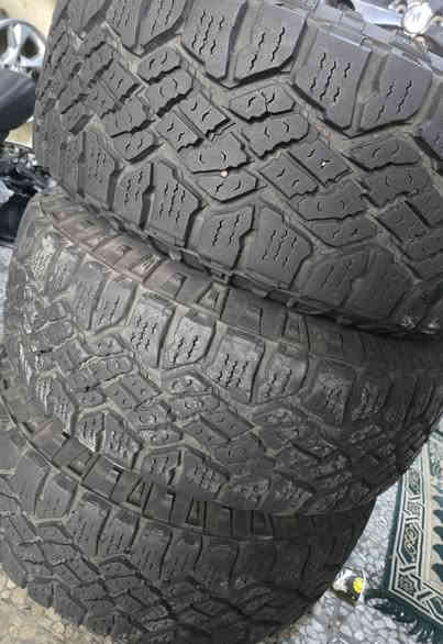 للبيع او مراوس 
تخم ويل كب حجم18 جديد 6برغي
مع تخم تاير كودير(Goodyear) أمريكي 
يرهم(تاهو.رام.يوكن.بيكم فور.سلفرادو.
لاندكروزر)
السعر والتفاصيل اتصل وتدلل
*********** واتساب / رصيد
