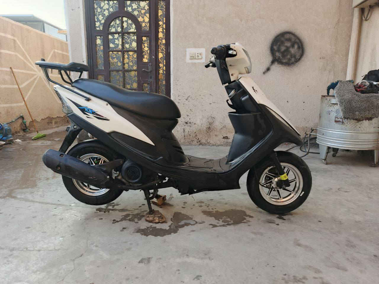 سلام عليكم. دراجه ماكس عدلة 120 لبيع الدراجه جديده كله شغاله سلف هندر مكينه نضيفه ويل كب لايت اشاير كلهن شغلات لبيع او مراوس خاص موجود


**إذا كنت صاحب هذا الإعلان وتريد حذفه لأي سبب، رجاءا أرسل رسالة إلى الدعم الفني**