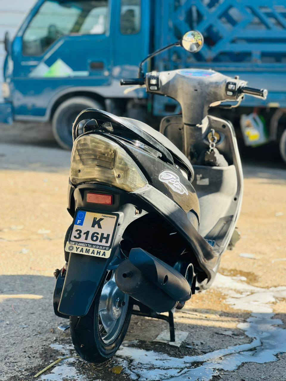 سلام عليكم دراجه ماكس منغولي دراجه جاهزه من كلشي اي نقص مابيهه الدراجه نكره سلف تايرات زوج جديد كهربائيات كله شغاله الدراجه معروضه 500 وبيهه مجال العنوان بغداد غزاليه شارع الضغط الرقم الهاتف ***********
