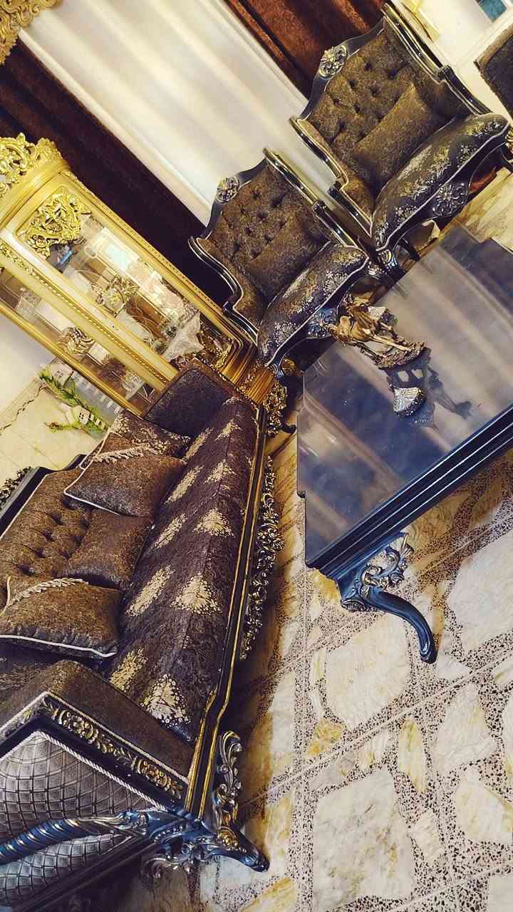 تخم دزاين إيطالي حديث عشر مقاعد اخو الجديد للاستفسار ***********
