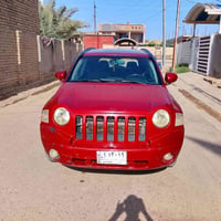 سيارة البيع جيب ماكس موديل 2007 وارد امريكي بيها حادث بسيط سعر البيع 6...