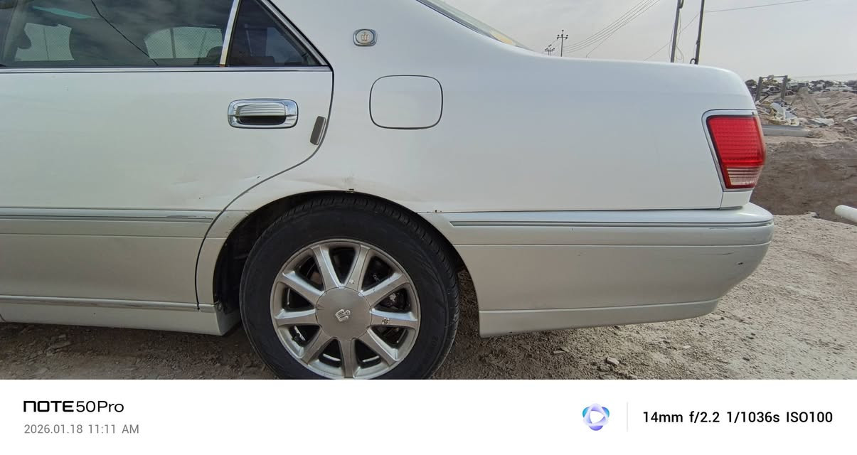 للبيع
جنون للبيع موديل 2000.فول مواصفات 4 دكم تبريد خلفي امامي ثلاجة كشنات كهربائي ستيرن كهربائي 
دشبول عارف العيساوي تحوير النجف بسمي سنوية لغاية 2030 ديفور الكبير شاصي 175 مكفوله من الكص ونقل الجثة والعيب الشرعي بيها بس هاي الدحكه ويلكب نفطي اصلي طخم تاير الرقم بصره إنكليزي الجديد شرط المداور  السعر   142 وبيها مجال رقمي للتواصل والاستفسار 
*********** بصرة
