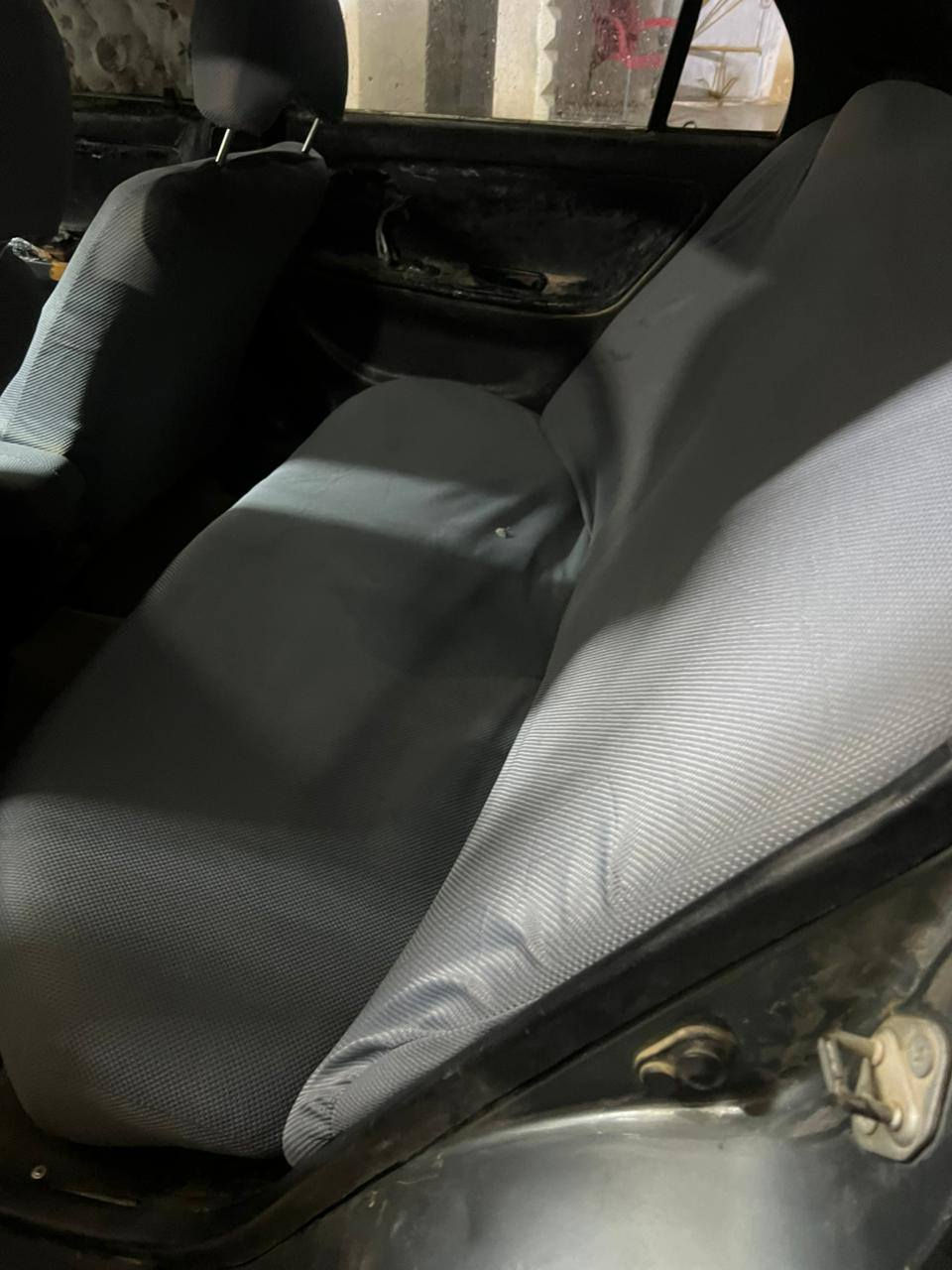 كورلا 92  مسقطه تايرات نص عمر 
كير ومحرك شرط  ..ابيع كوم فحم  السعر 14 ورقه وبيها مجال ..***********
