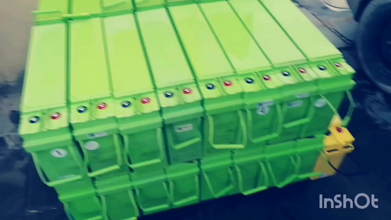 بطاريات جل ١٢ فولت ١٧٠ امبير استخدام شركات اتصال بحالة ممتازة جدا وادناه فحص البطارية بجهاز الفحص الخاص بعمر البطارية والمقاومة الداخلية للبطاريه وكما موضح سعر القطعة ١٩٠ الف وضمان شهر من تاريخ الاستلام للحجز والاستفسار التواصل *********** مهندس حيدر الربيعي للطاقة الكهربائية النظيفة ويوجد لدينا خدمة توصيل لكافة انحاء العراق مجانا
