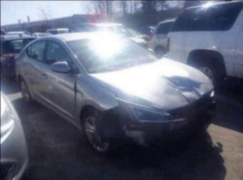 هونداي النترا موديل 20 وارد
امريكي
محرك 2000 دوش كير cvt
مواصفات عاديه
السياره احله من الصور ماشيه
68
حادثها خسفه بل بنيد بامريكا و
بالعراق مبدل باب و جاملغ وكالة
دعامات و زوج تايرات جديد بدون
شواصي بدون ايرباك
و الحادث كدامك بل صوره
مكان السياره بغداد الدوره سعرها
140 وبيها مجال بصيط كلش
***********
