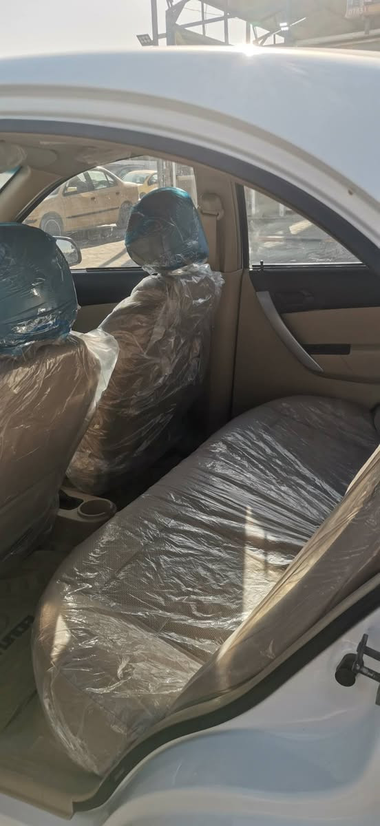 السلام عليكم افيو 2011 اتو مفتوح مداور ثاني يوم  للبيع محرك وكير وحداديه وتبريد شرط جددد عدة صوت بالادرايم الامامي صوب العبري
 والسيارة احلئ منن الصور مال جناي
السياره رقم بغداد 
المكان نجف..
السعر 75 بيه مجال قليل 
للاستفسار الاتصال على الرقم ***********
