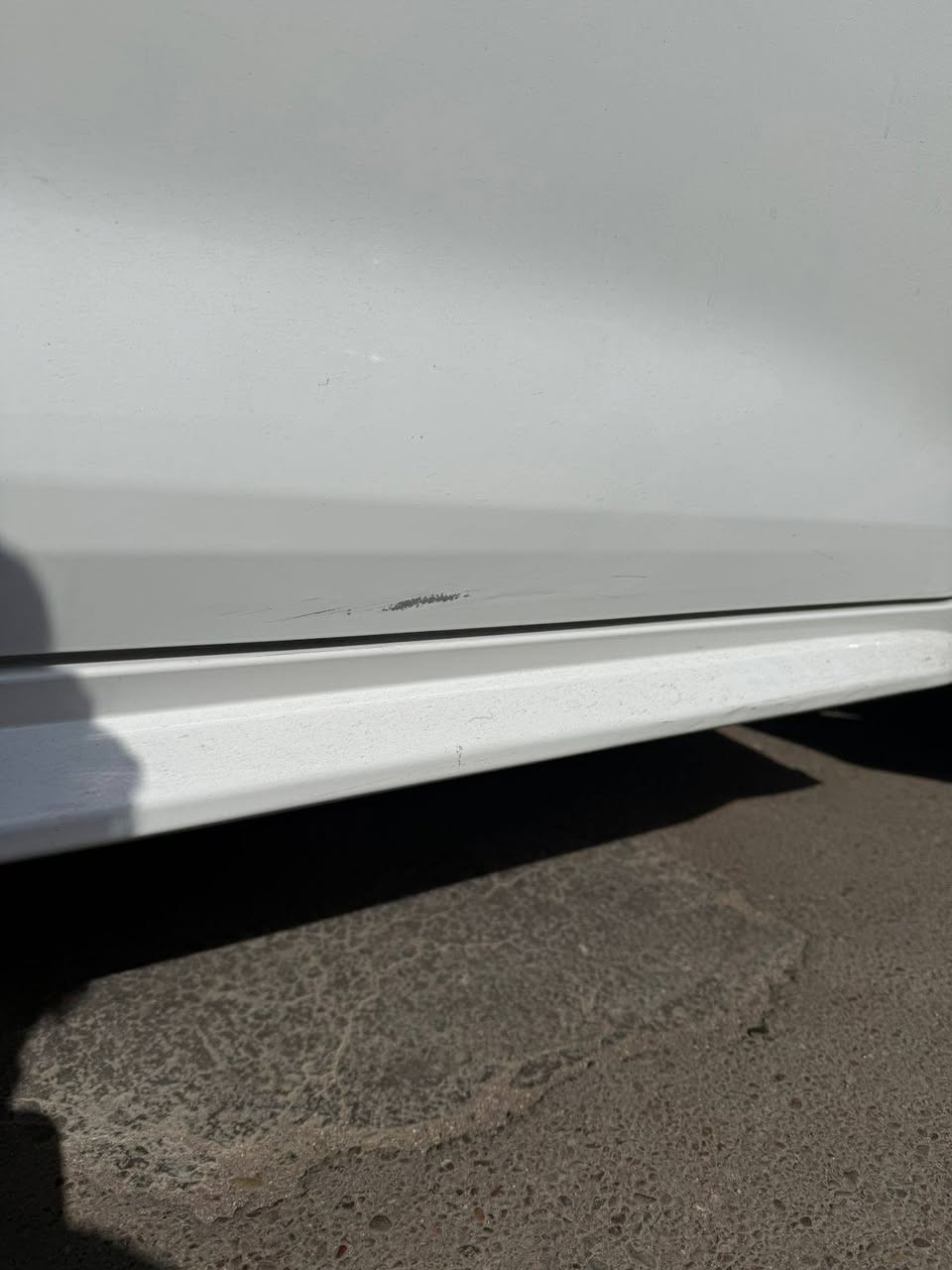 السلام عليكم كورلا هايبرد
موديل 2025 
ماشية 25لف باسمي 
كفالة عامة 
مكان السيارة بغداد 
رقم بغداد الجديد 
السعر 147 مع مجال 
رقم هاتف ***********
