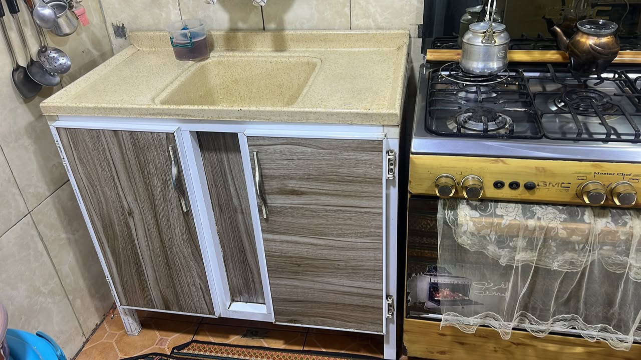 كاونتر للبيع   مترين ونص مكلف بلنشر غير متواجد ع الفيس ***********
