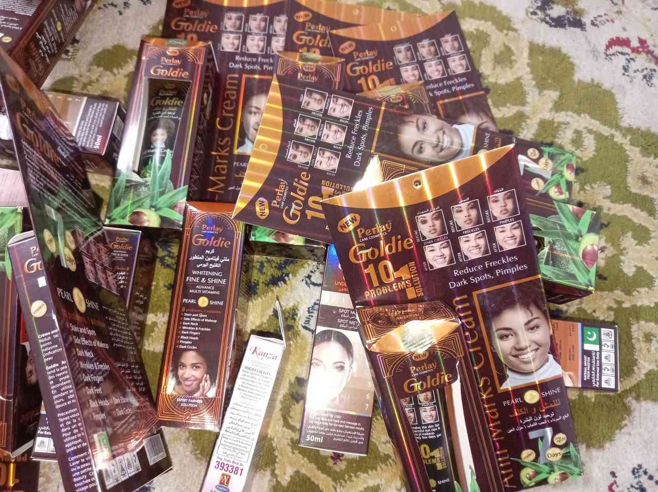 بنات تصفية كوزمتك ولله بارلي الذهبي ممتازة ١٥ قطعه ب٤٠ تنباع جنة بل محل الوحده ب٦ بس سالي علا بارلي ذهبي عنايه ذني بياض  مابيها كول ضرر اني استخدمها ولله العضيم صفيت محل ماعندي توصيل


**إذا كنت صاحب هذا الإعلان وتريد حذفه لأي سبب، رجاءا أرسل رسالة إلى الدعم الفني**