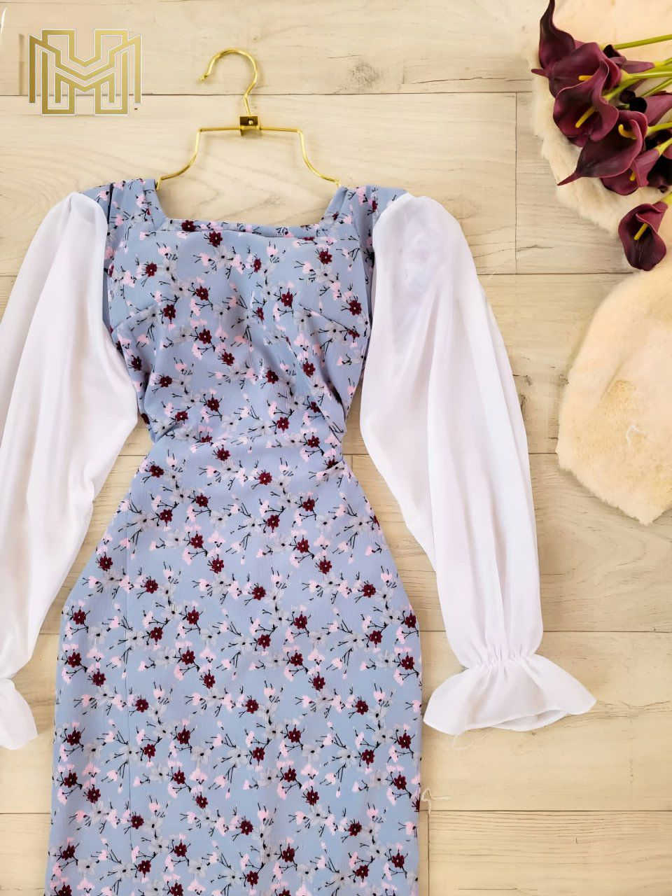 *تألقي بأنوثة طاغية مع فستان "الربيع الساحر" 🌸✨*
*هل تبحثين عن إطلالة تجمع بين الرقي والنعومة؟ فستاننا الجديد مصمم خصيصاً ليبرز جمالك بلمسة عصرية كلاسيكية.*

*تصميم مذهل: قصة "ميدي" تحدد الخصر وتمنحك قواماً متناسقاً ⏳.*
*أكمام خيالية: أكمام من الشيفون الأبيض المنفوخ لإضافة لمسة ملكية 👸.*
*نقوش ناعمة: ورود رقيقة على خلفية سماوية هادئة تليق بكل المناسبات ☁️🌷.*

كوني النجمة في مناسبتك القادمة! 🌟

📏*المقاسات:*
*•M*
*•L*
*•XL*
*🎨الألوان:*

*•وردي زهري هادئ*
*• سماوي فاتح*
*•رمادي فاتح*
*•أزرق ثلجي فاتح*

💰*•السعر:*
*•سعر الشمال:4000*
*•سعر السعودي 29*

*كوني النجمة في مناسبتك القادمة! 🌟*

للحجز/772214645
رابط مجتمعنا واتس 
https://chat.whatsapp.com/BiwH683Ra7O5f1dO5w75uN
رابط قناة واتس 
https://whatsapp.com/channel/0029Vb7c14l0LKZ9sPEY9m0G


**إذا كنت صاحب هذا الإعلان وتريد حذفه لأي سبب، رجاءا أرسل رسالة إلى الدعم الفني**