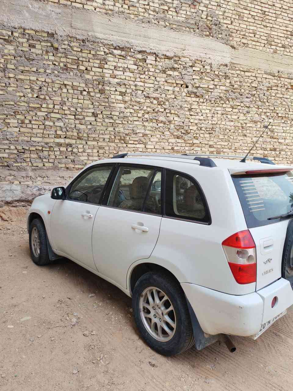 تيغو ٢٠١١ محرك ٢٠٠٠ ميكانيكي 
سنويه جديده وتبريد ممتاز وتخم تايرات جديد 
السيارة نظيفة ما بيها اي حادث عدا شخوط بسيطه 
مكانها نجف 
السعر 52 ورقة وبيها مجال للشراي


**إذا كنت صاحب هذا الإعلان وتريد حذفه لأي سبب، رجاءا أرسل رسالة إلى الدعم الفني**