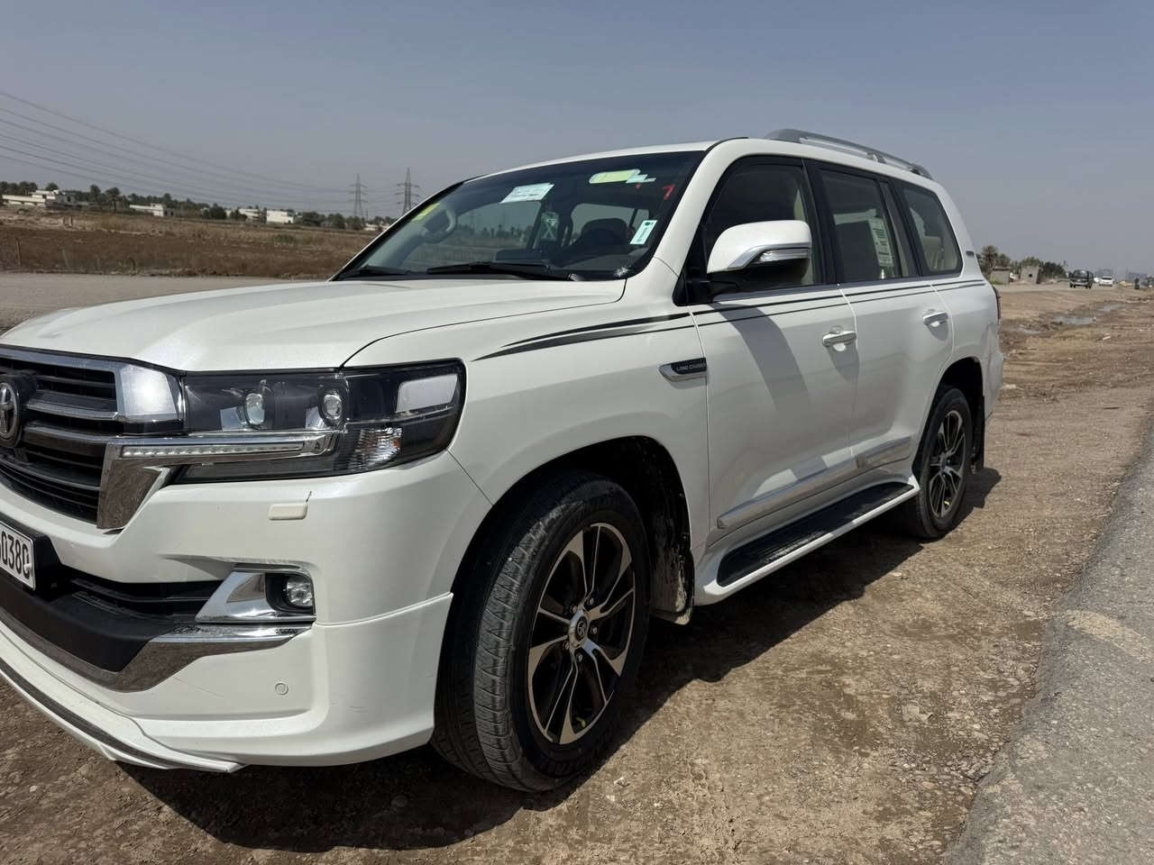 السلام عليكم لاندكروزر مديل. 20 شركه ساز  مكفول كفالة عامه مكفوله من البارد و صبغ العنوان بغداد رقم ***********
