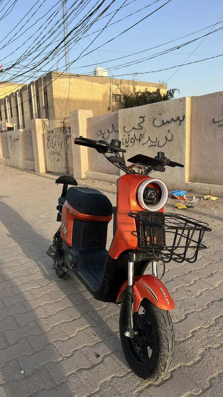 باسكل شحن R9 الباسكل جديد مطلعه من محلات الحاج نجم عدد البطاريات 5 شحن كلش زين مالته رقم التلفون *********** السعر ٥٠٠ وبي مجال
