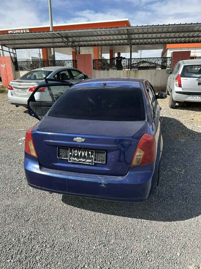 شۆفرلێت ۆپترا 2005
رەنگی شین 
گێر و مەکینە بە شەرت 
بێ سبوغ بێ لێدان تەنها کالبوونەوەی هەیە
گێر عادی ئارم پلاستیک
وەکالەتی لەگەلە بەشەرتی دزیاری 
ئەولیاتی لەگەلە 

*********** اكر, نينوى
