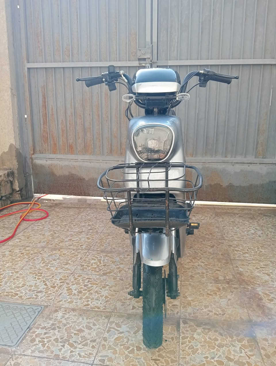 ماطور شحن للبيع بسعر مناسب للستفسار اتصال على الارقام ***********/***********
