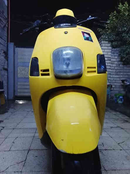 السلام عليكم دراجة ماكس بوليس ليموني 🍋🍋 نوزل الدراجه خير من الله شغاله سلف هندر بكل وقت مكينه ناعمه  كهربائية شغاله لايت بكلايت اشاير  السعر 450 وبيها مجال مكاني الدوره أبو دشير تواصل (***********)منتظر الجوراني واتساب فقط
