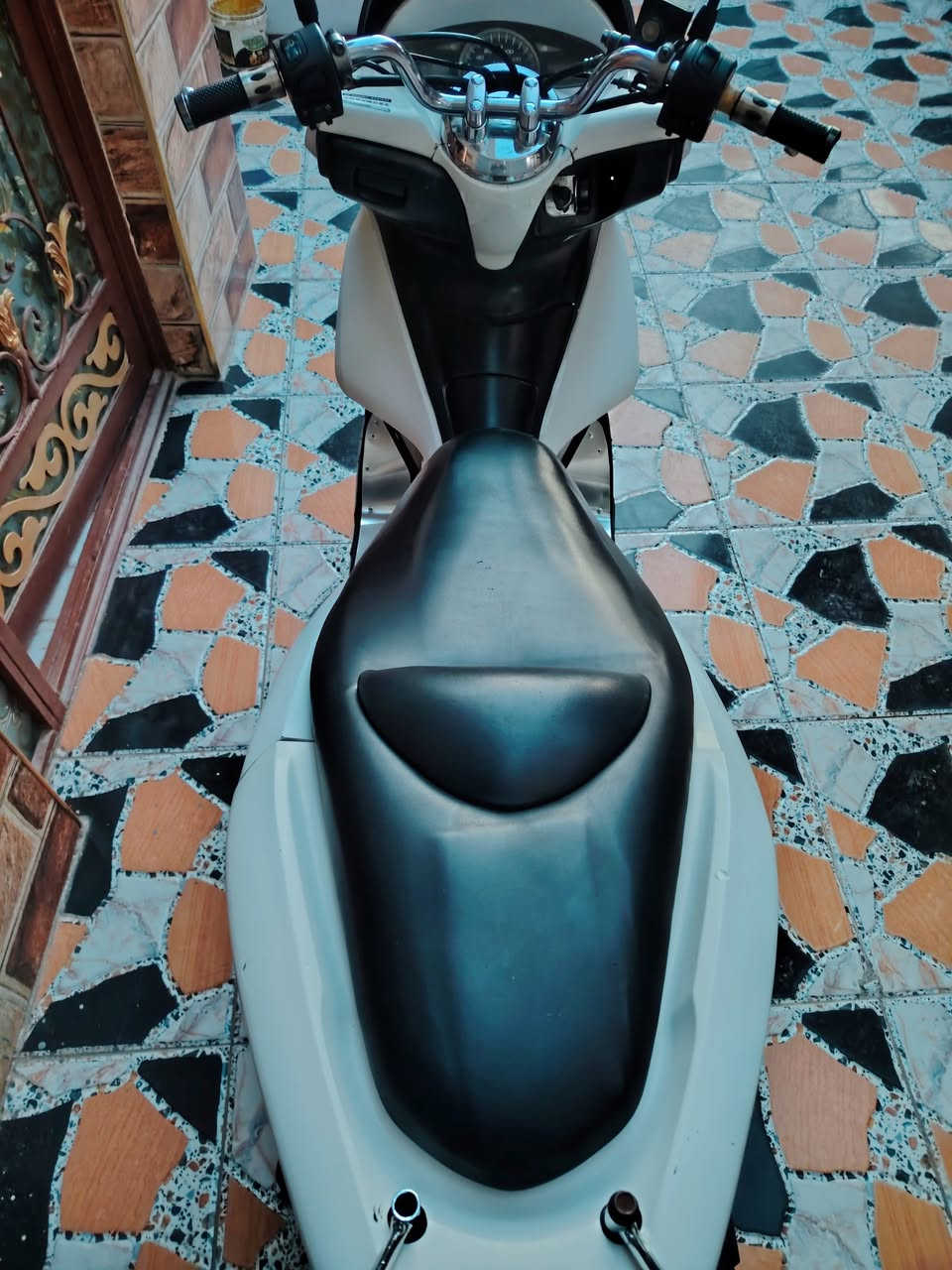 السلام عليكم هاي الدراجه للبيع بيسيكس الكينه 125 ماعايزها كلشي والاستفسار عل هذا الرقم ***********
