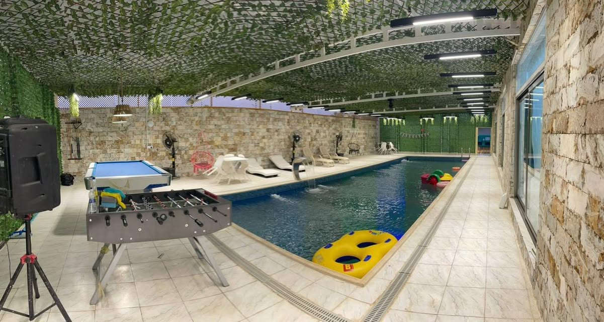 السلام عليكم  📍 بغداد الدوره بعيثه 
يتوفر لدينا حجز مزرعه طيلة ايام الاسبوع 🌴
علماً ان مزرعه موثقه بتطبيق اجرلي
⭕️ يوجد لدينا نظام شفتات 🔴وماء حار نضام شتائي
-يبدا الشفت النهاري من الساعة 8 صباحا الى الساعه 6 مساءاً
-يبدا الشفت المسائي من الساعة 8 مساءاً الى الساعة 7 صباحاً
📍للحجز و الاستفسار يرجى الاتصال على الرقم التالي :
***********
