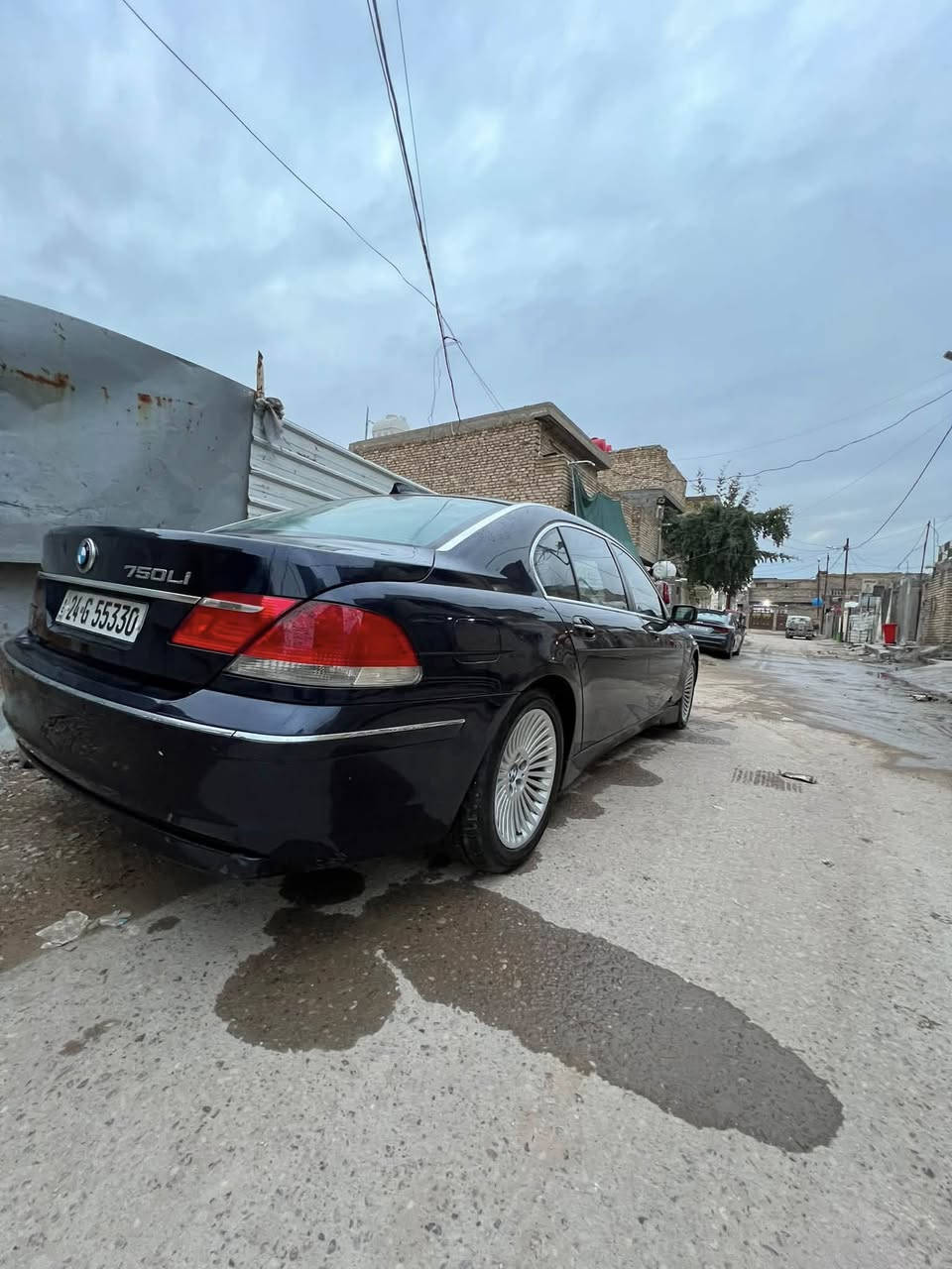 يا الله السلام عليكم شباب bmw2003باخره 735محدث بلكامل 2008
سياره رقم دهوك سنويه 2030وهزه جديده قبل شهر 

V8
فول موصفات ٥بردات 

ابواب شفط كشنات جلد تدفئه تبريد خزن

هاند بريك بصمه 

منضومه زينون اصلي 

عليه ادامهه دسكات فلنجات جوينات  

سياره مصبوغه حزام جماليه واحلى من الصور 

مكاني بغداد

السعر 125

***********
