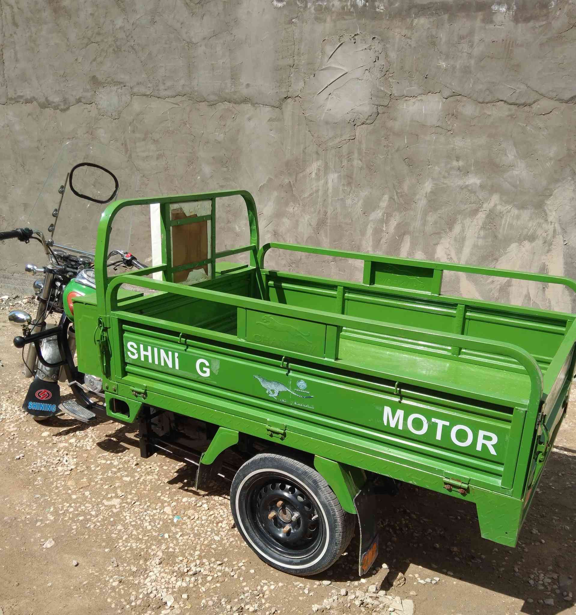 ستوتة مديل 2023سنوية ورقم ل 28 ومحركها جديد 2026 ستوتة كاملة وجاهزة وراعيها جيراني يداور بنفس الساعة ومكاني كربلاء طريق طويريج مجاور مدينة الزائرين والسعر ع الخاص او اتصل هذا رقمي ***********
