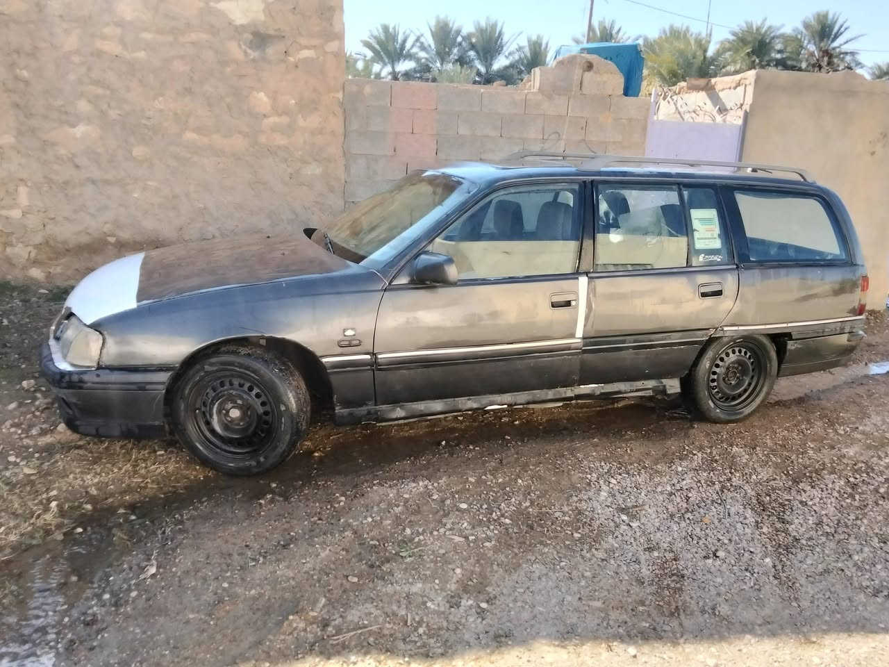 اوبل للبيع موديل 1991 تحويل شوكت ما تريد مكاني هيت 
السعر 18     ‏‪0789 247 7873‬‏
