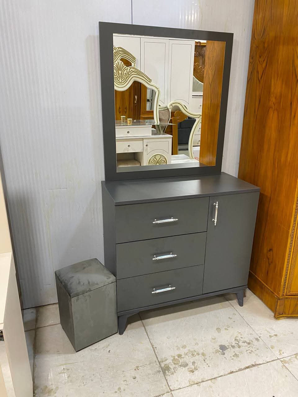 700 مع الشد والنقل داخل بغداد


**إذا كنت صاحب هذا الإعلان وتريد حذفه لأي سبب، رجاءا أرسل رسالة إلى الدعم الفني**