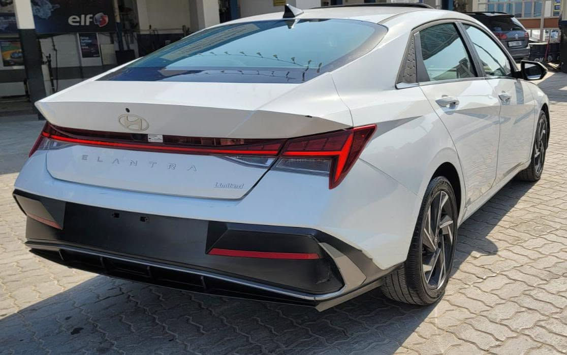 � زبائننا الكرام… مركز المهندس لأستيراد السيارت
📍من داخل منفذ سفوان #البصره الاستلام مباشر 🔥

🚘 Hyundai Elantra 2025💥

💰 السعر: 122 $ بدون كمرك
🔧 الحالة: مصلحة وجاهزة داخل المنفذ

💥 فول لمتدد

✅ بإمكان التخريج بكتاب شهداء (إعفاء من الكمرك لمن لديه كتاب شهداء).

📍 كربلاء - سيف سعد البلديات

📞 للاستفسار:
👤 د. شهيد: ***********

 👇🏼رابط كروب الواتساب 
https://chat.whatsapp.com/G1vHBgZwn280PCMz6HkyiX?mode=gi_t
