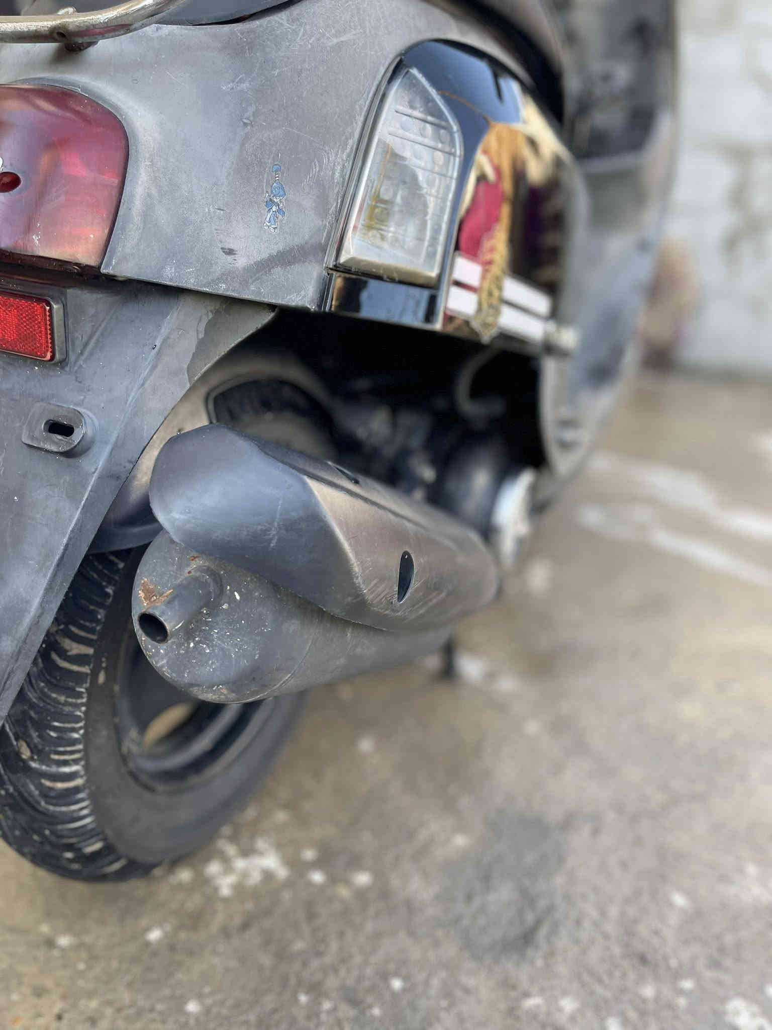 دراجة للبيع بوليس اي نقص مابيه كهربايات شغالة كله شلعة ومعدل نضيفة حلوة سعر 650بيه  مجال لطيبن مكان بغداد شعلة هاذ رقميه *********** متواجد
