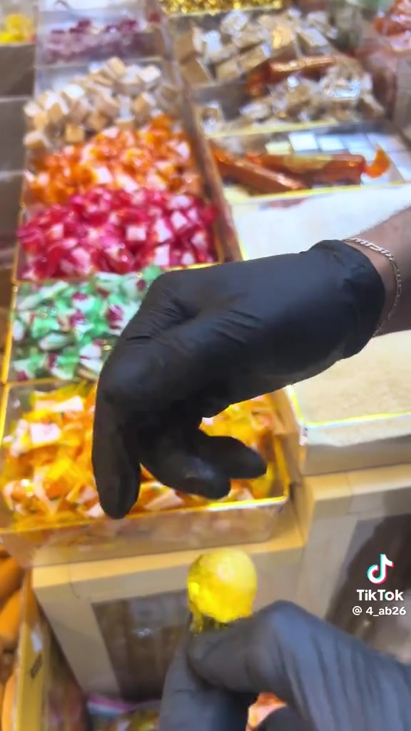 غدا افتتاح محل كرزات وحلويات
عباس عيدان في سوق الثعالبه
مجاور كوزمتك حيدر وامير


**إذا كنت صاحب هذا الإعلان وتريد حذفه لأي سبب، رجاءا أرسل رسالة إلى الدعم الفني**