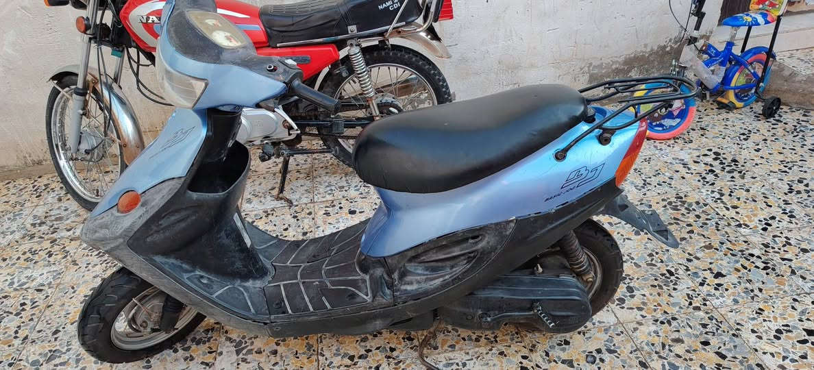 دراجه يوماهه البيع اسعر 350 التصل على رقم ***********
