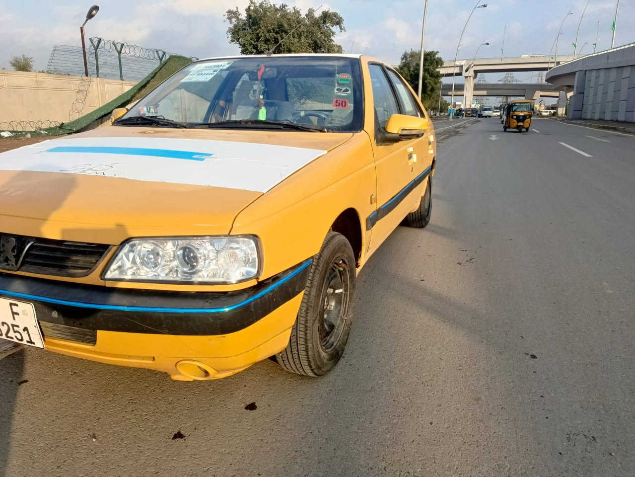 مرحبا شباب بيجو لميس 2015 كفاله عامه من الضربه والصبغ سياره كولش جديده كولشي بيها شغال تبريدها ثلاجه تخم تاير جديد ما بيها نقص كد البرغي بسمي سياره مصفره هيئه وغرامات مكاني بغداد
السعر ٤٣
***********
