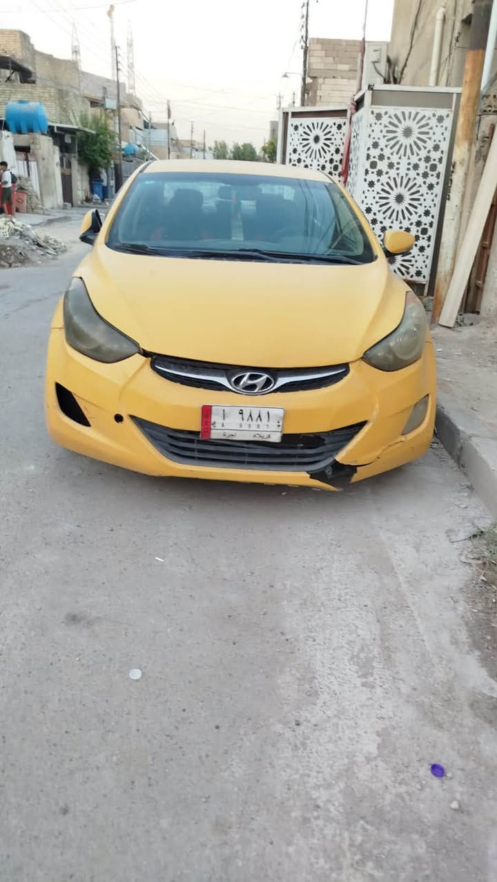 للبيع سيارة الالنترا موديل 13 وارد امريكي محركها كايم ابيع على وضعها السعر 85 ورقه وبيها مجال حق سعر المكينه الجديدة العنوان بغداد الدورة ابو دشير رقمي ***********
