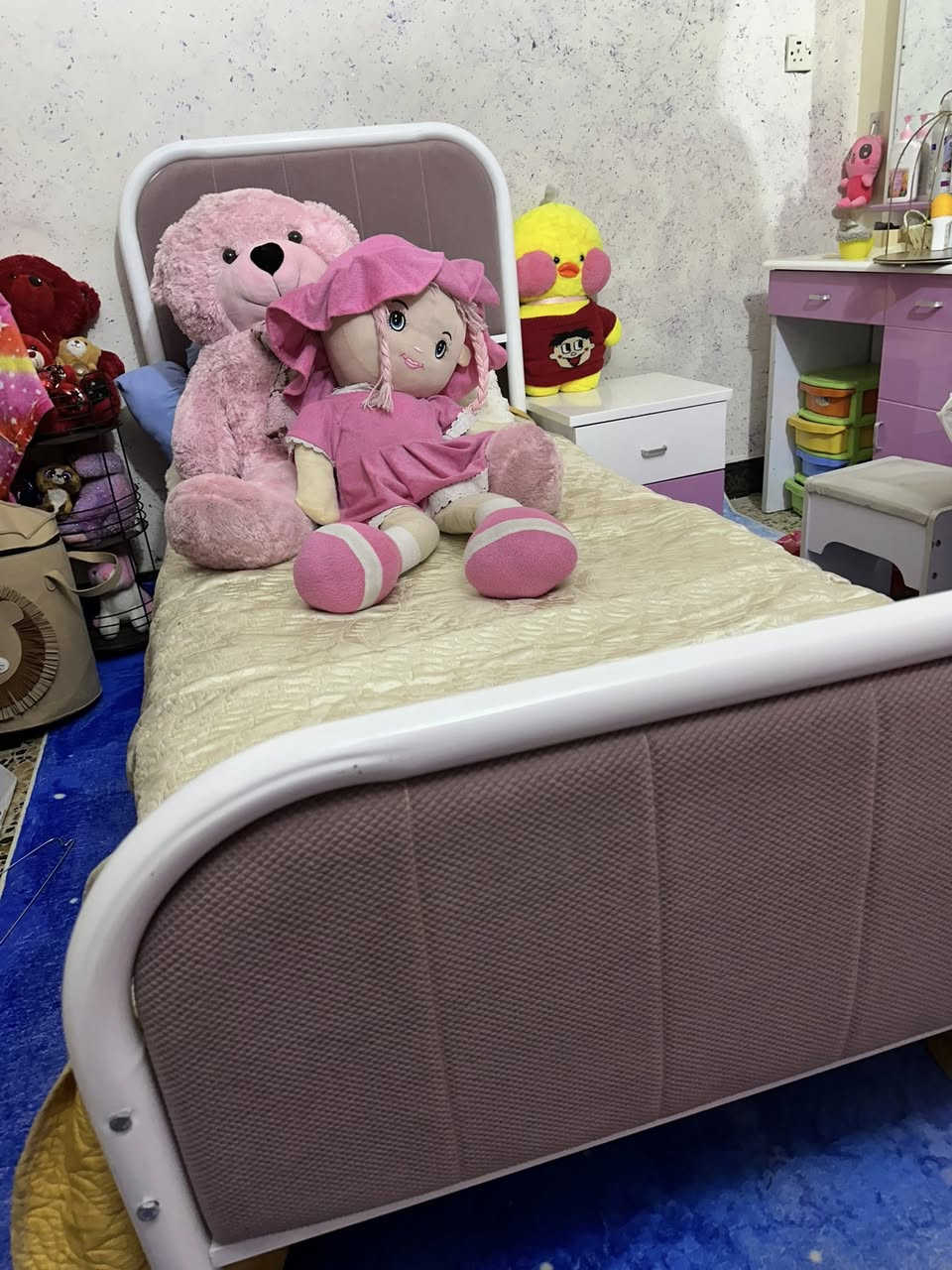 السلام عليكم 
غرفة اطفال للبيع ب300 وبيها مجال للاستفسار مراسلة الصفحة


**إذا كنت صاحب هذا الإعلان وتريد حذفه لأي سبب، رجاءا أرسل رسالة إلى الدعم الفني**