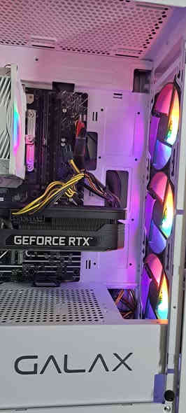 كيس تجميعه للالعاب كوراي 5 جيل 13
المعالج  intel core i5-13400f
التبريد غازي  ag400
الرام-  mas : DDR4  (16GB-3600 MHz)
المذربورد  asus prime b660-plus d4
الهاردات ssd 265 - hdd 1 tb
كرت الشاشة  palit 3070 8gb
البور سبلاي Powerful 1000 Watt  
كيس  galax  case 4 fan
سعر الكيس 900 الف رقمي ***********
بغداد شارع الصناعه لايوجد توصيل
