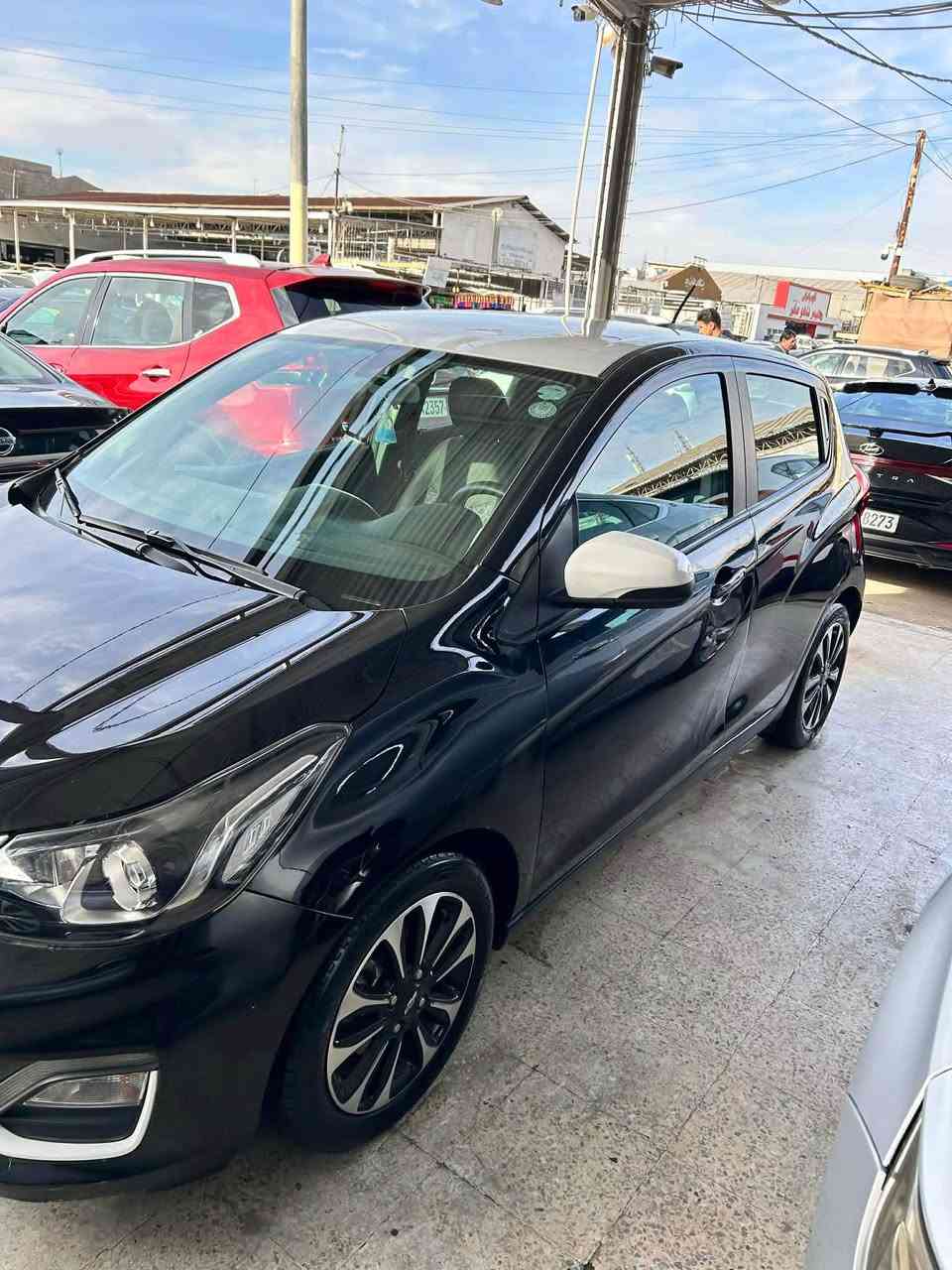 Chovrlet spark 2021 بیلاد سقف سپی ٢پارچەی سبوغی پشت و پێش کەپس سعری ١٠٠وەرەقە و مجال
*********** أربيل, العراق
