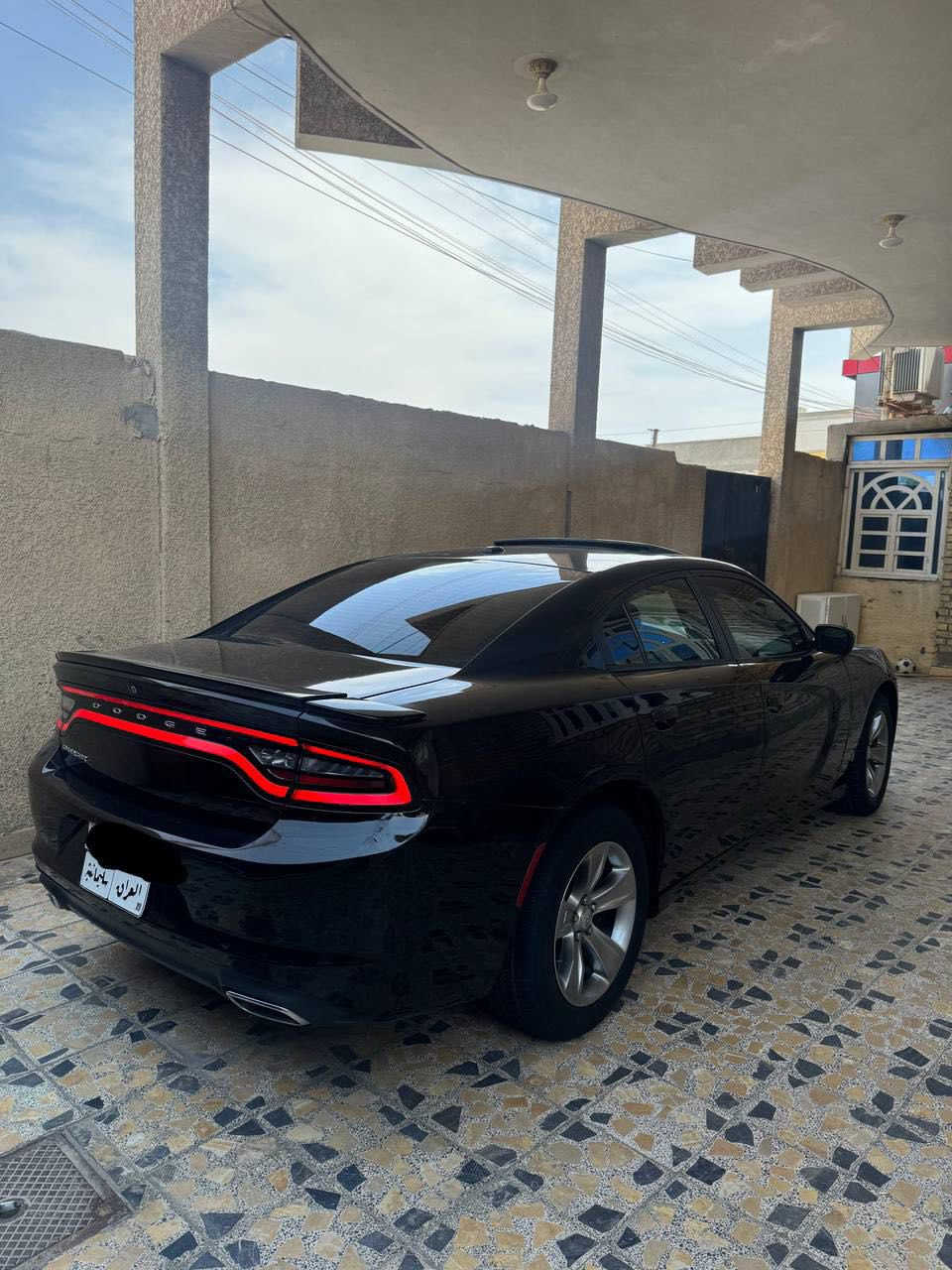 سلام عليكم جارجر 2015 اصل رقم سليمانيه سنويه لل٢٧ فولsxtمعروفه مواصفاته بيه ٤ قطع بيبان ٣ ول صندوك فقط فتح ليبل واحد سياره كنديه عينه 260 مكينه كير تبريد كله جاهز مكان سياره لبصره سعر ١٨٠ رقم لهاتف ***********
