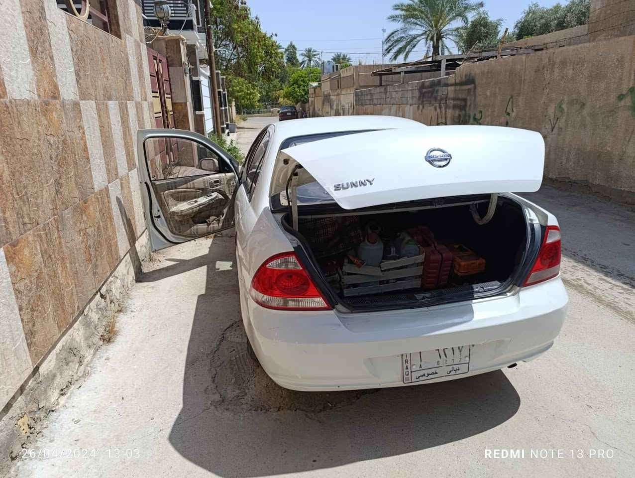 السلام عليكم سني ٢٠٠٧ سيارة جديدة كلش مال جناي رقم ديالى بسمي بيها ٣ قطع صبغ فقط بدون دواخل سعرها ٨٥ وبيها مجال محرك وكير وتبريد وصدر خير من الله ***********
