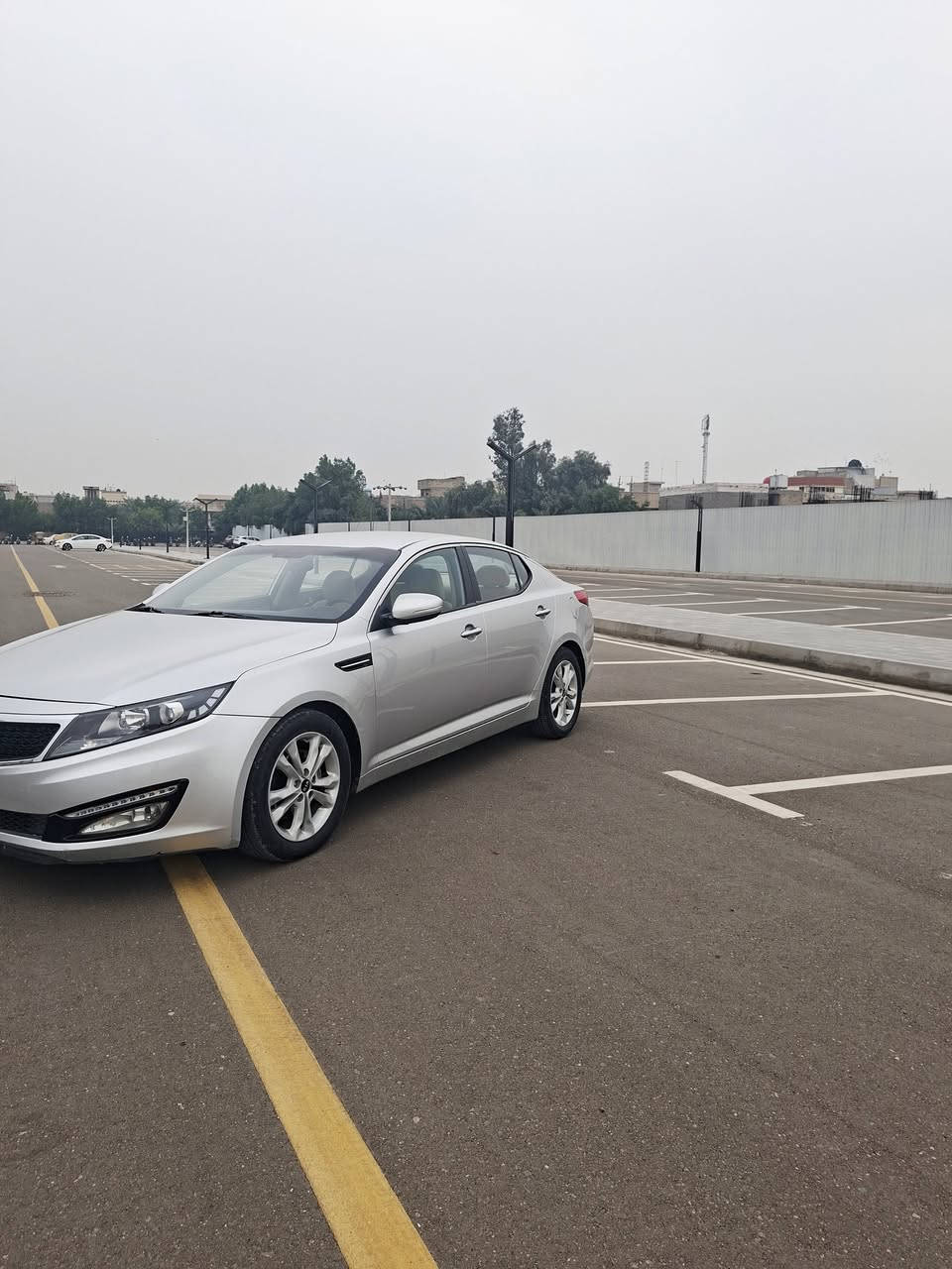 يالله يارزاق السلام عليكم سيارة نوع كيا اوبتما خليجية وكالة الدولية احلى من الصور مكفولة ماشية 88 الف رقم بغداد مميز ومكانه بغداد سعره 140 ورقة رقم الهاتف ***********
