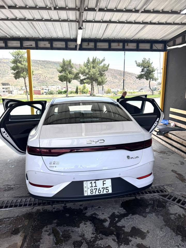 Byd qin plus 2025
كفالة عامة
ماشية 8000 قابل للزيادة 
4800 HEV 
3200 EV
بيها كابينة شحن جاهزة 
ملحقاتها موجودة شاحنة وفوم ومثلث
السعر 19,000 مليون 
المكان بغداد 
***********

