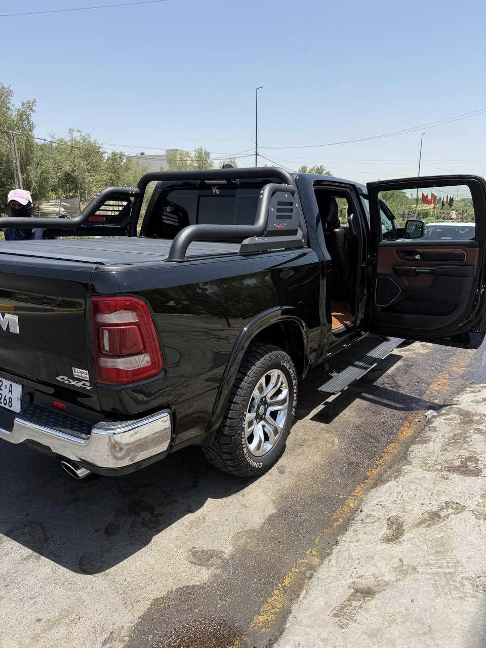 بغداد
رام لمتد لونك هورن 2023 هارلم
RAM LONGHORN LIMITED 2023    HARLEM

فول فول مواصفات 

بانوراما كاملة  •

كراسي امامي خلفي تدفئة وتبريد •

شاشة كبيرة تيسلا • 

رادار امامي خلفي جانبي •

نقط عمياء • 

كامرات 360 • 

كاميرا بالمراية الوسطية •

دوس كهربائية جهتين •

لدات امامي خلفي وعدستين • 

شاشة دجتل • 

خزن ميموري •

تاير جبلي بدون وحيف 

ويل حجم 22

محرك 5.7 هيمي

ماشيه 50 الف كيلو 

مكفوله 
*********** وتساب
مكانها بغداد
