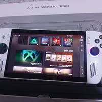 روج اكسبوك الاي اكس ROG Xbox Ally X  للبيع فقط توصيل موجود اشتريته جدي...
